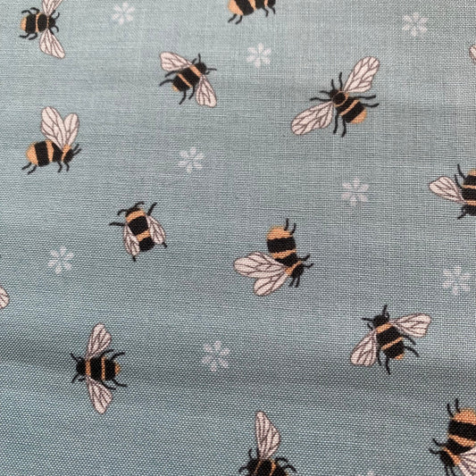 Bee Fabric- Lewis and Irene-0