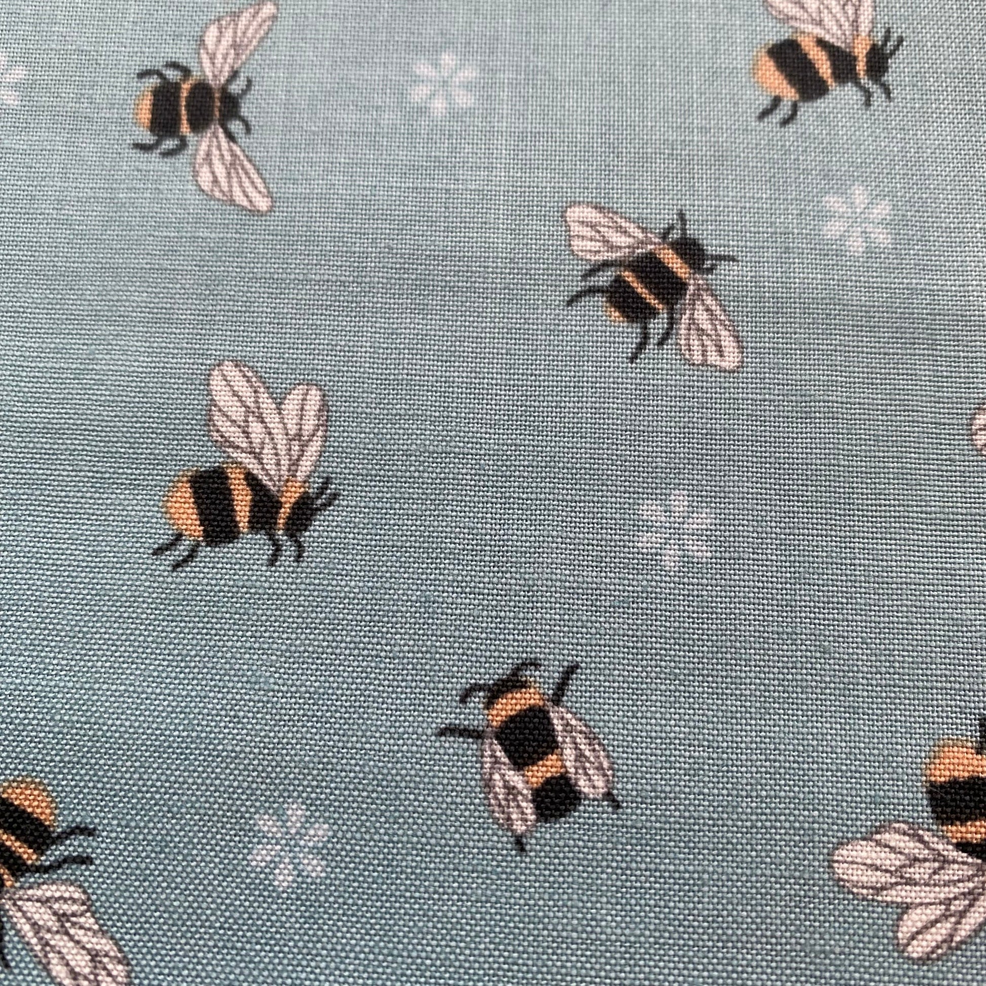 Bee Fabric- Lewis and Irene-4