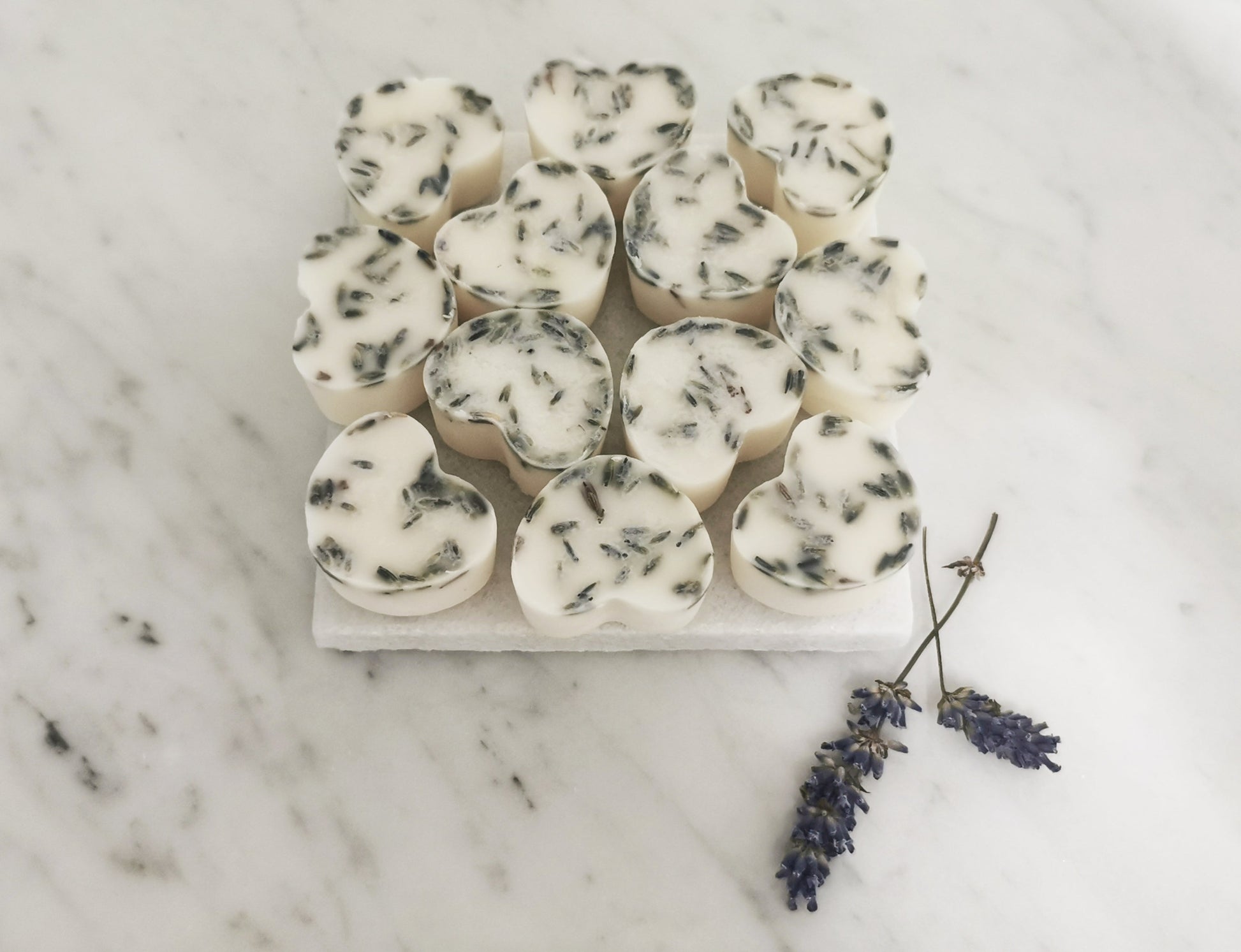 Lavender & Ylang Ylang Aromatherapy Naturally Scented Wax Melts with Lavender petals-1