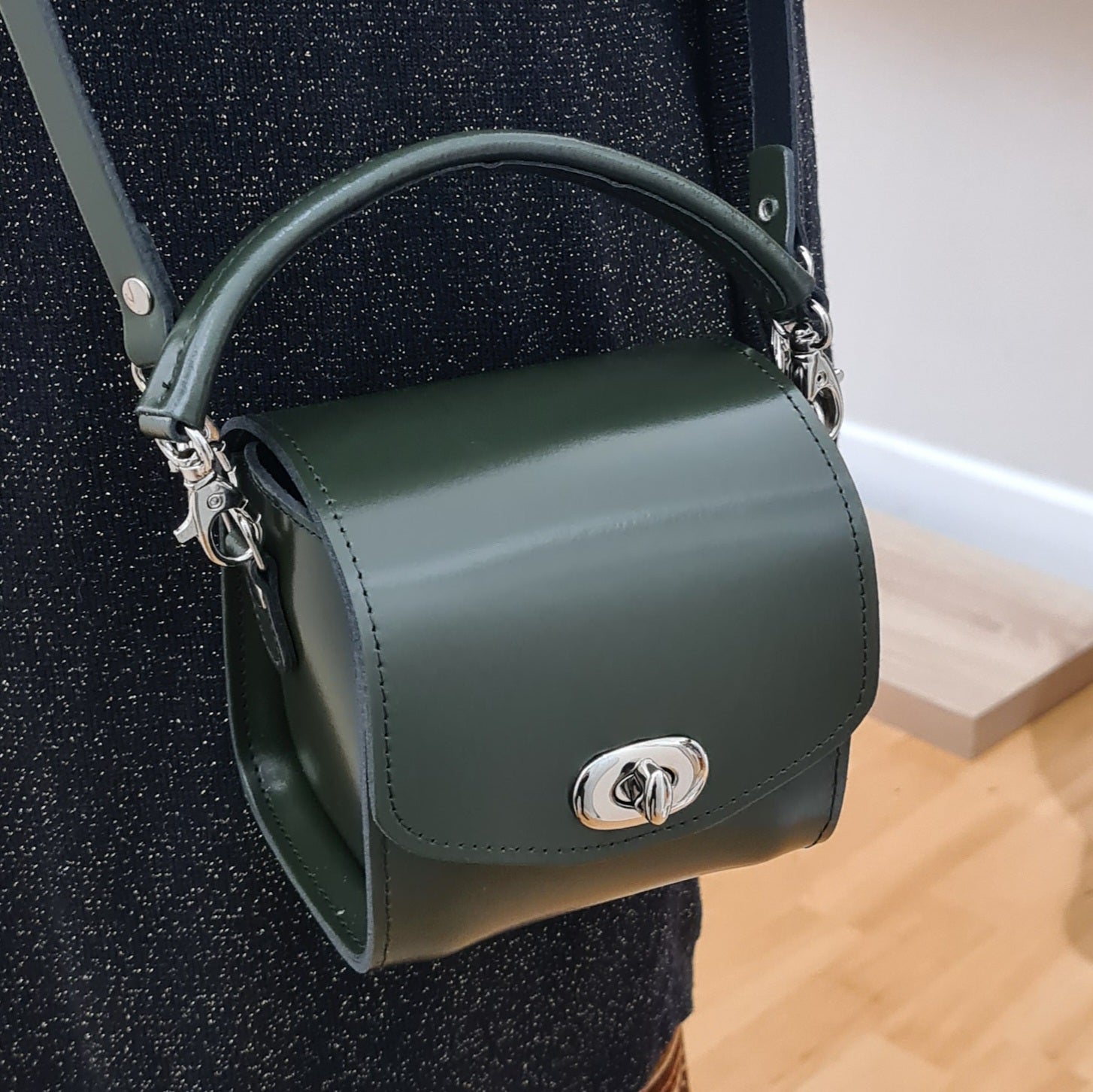 Bauble Handmade High Shine Leather Handbag - Ivy Green-3