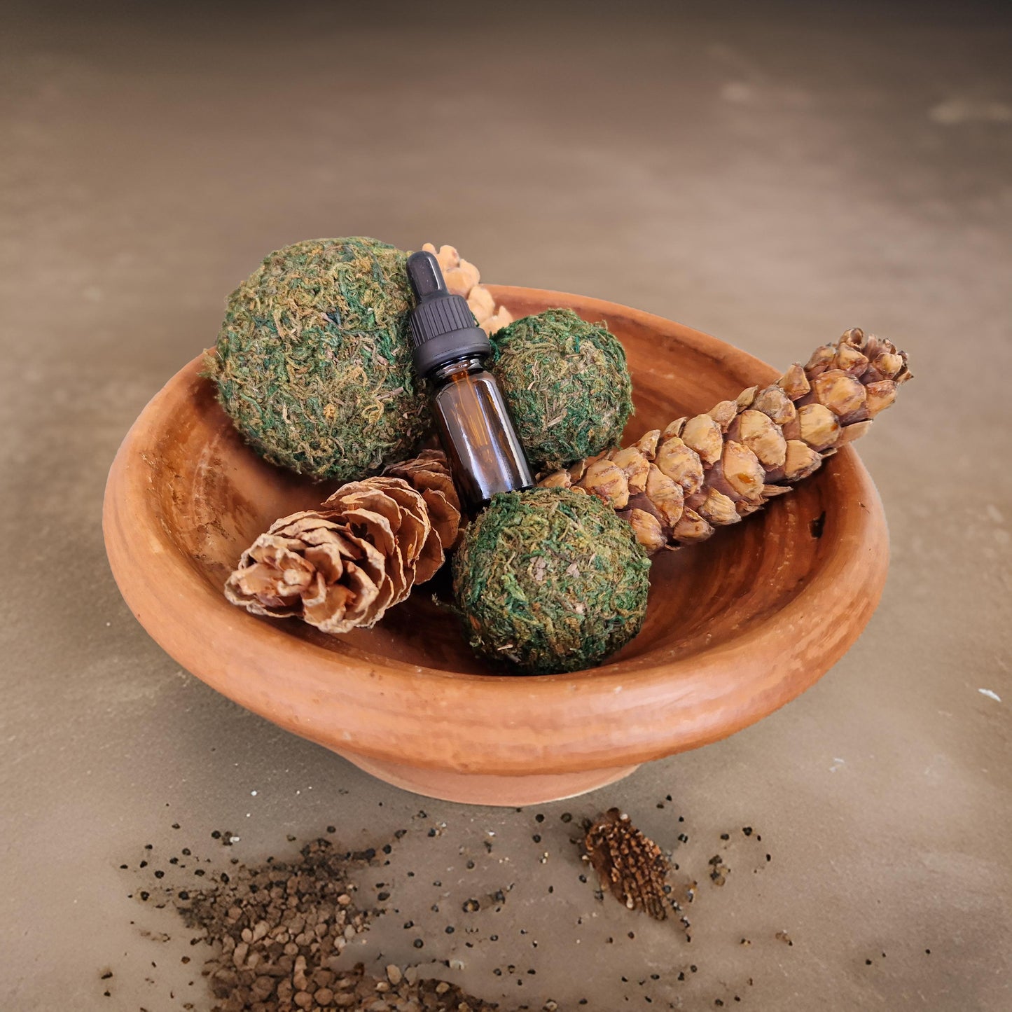 Natural Pine Cone & Moss Ball Potpourri with Scent Dropper-2