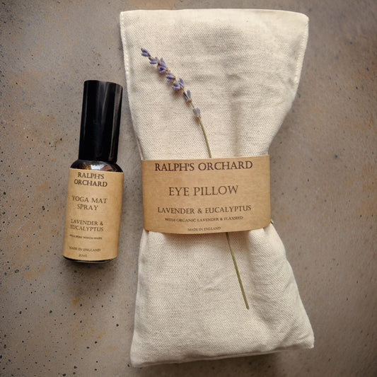 Yoga Lovers Gift Set – Organic Lavender Eye Pillow & Natural Yoga Mat Spray-0