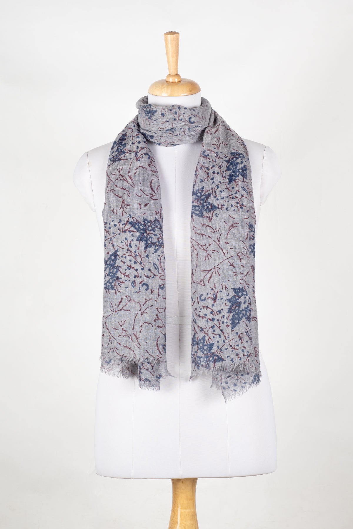 Leaves and Twigs Merino Wool Scarf - Grey-0