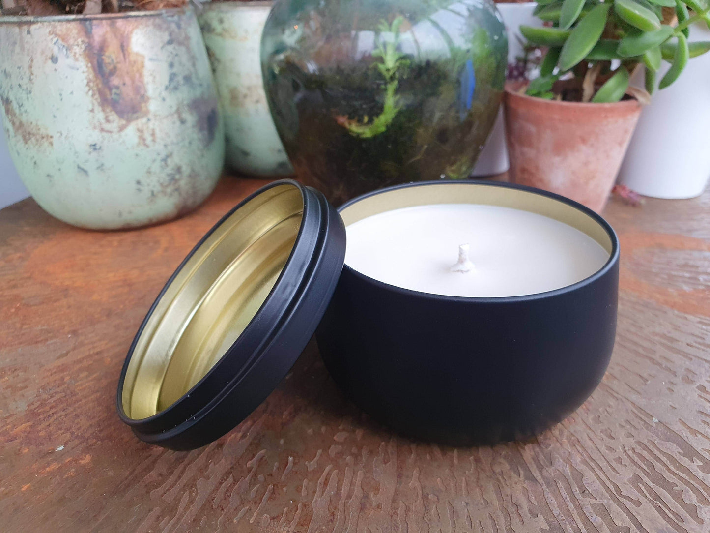 Wild Fig & Oakmoss Scented Candle-8