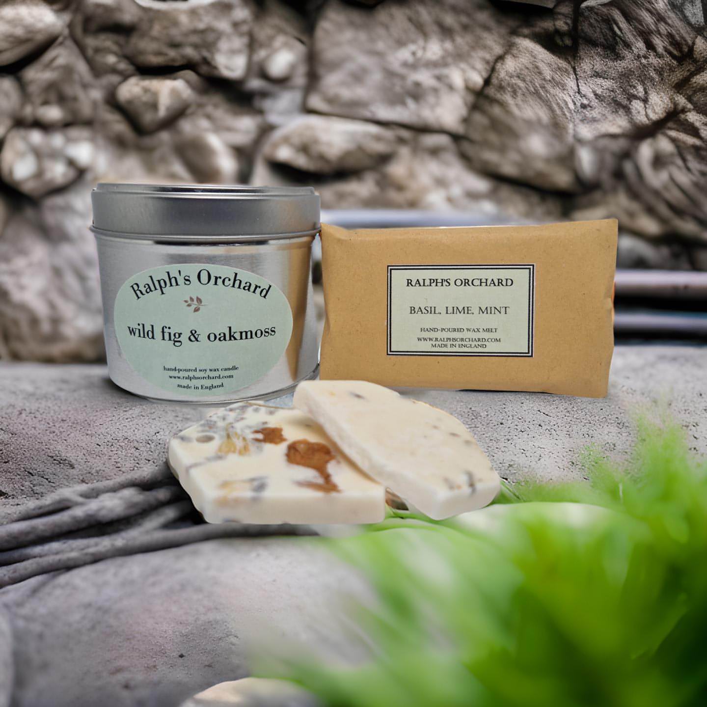 Thoughtful gift set | Natural candle | Botanical wax melts-0